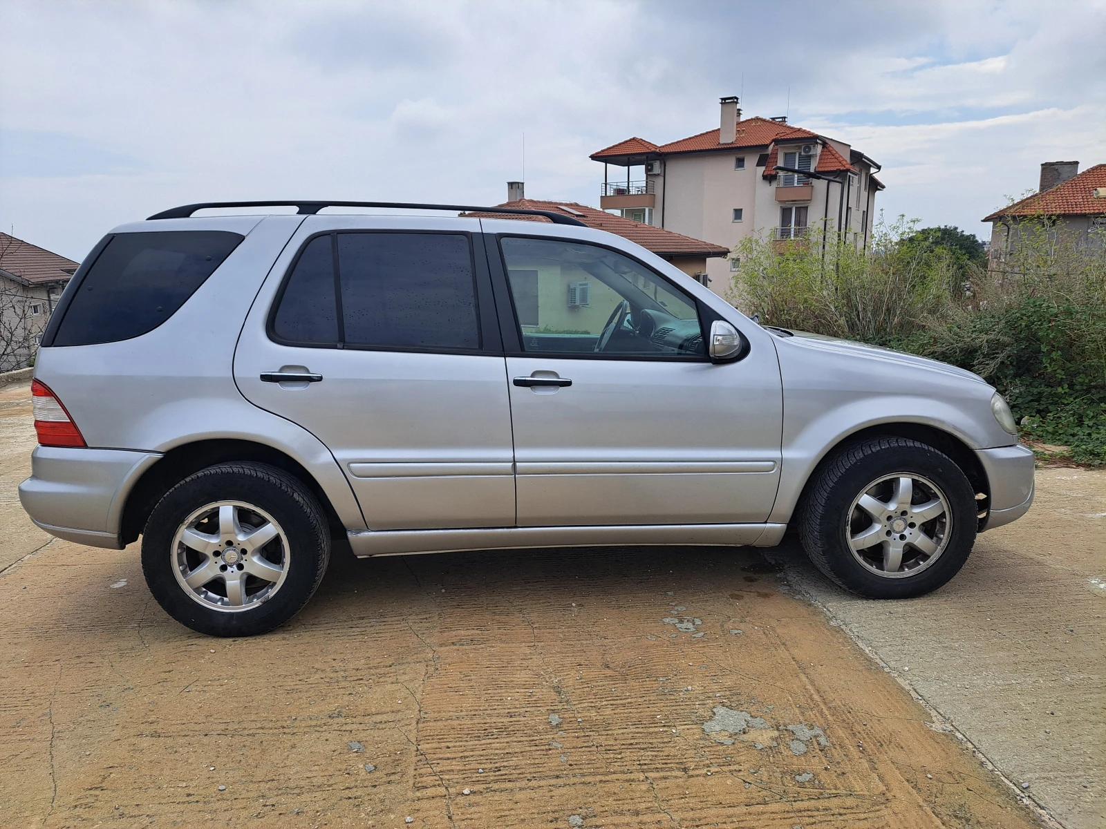 Mercedes-Benz ML 400CDI, снимка 7 - Автомобили и джипове - 54215222