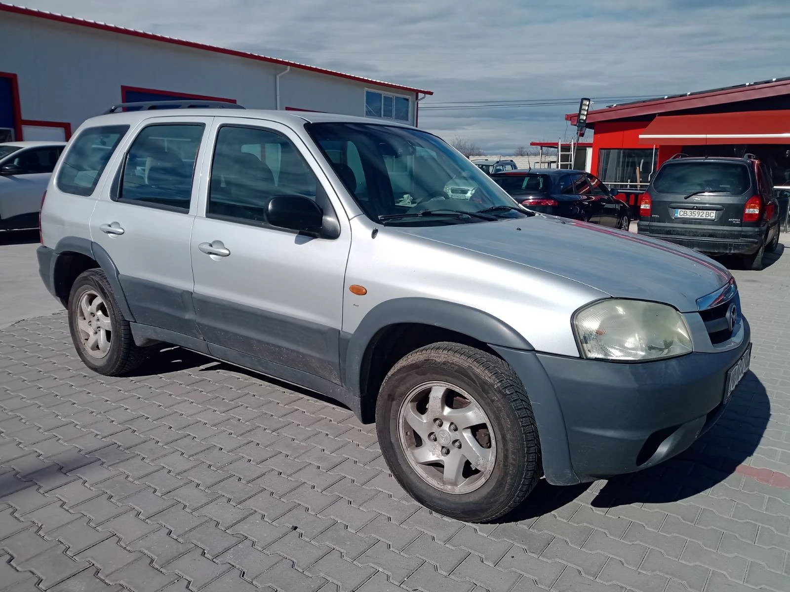 Mazda Tribute
