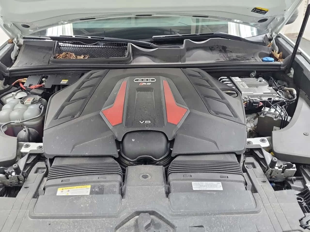 Audi RSQ8 * АВТОКРЕДИТ БЕЗ ПЪРВОНАЧАЛНА ВНОСКА * , снимка 17 - Автомобили и джипове - 54562212
