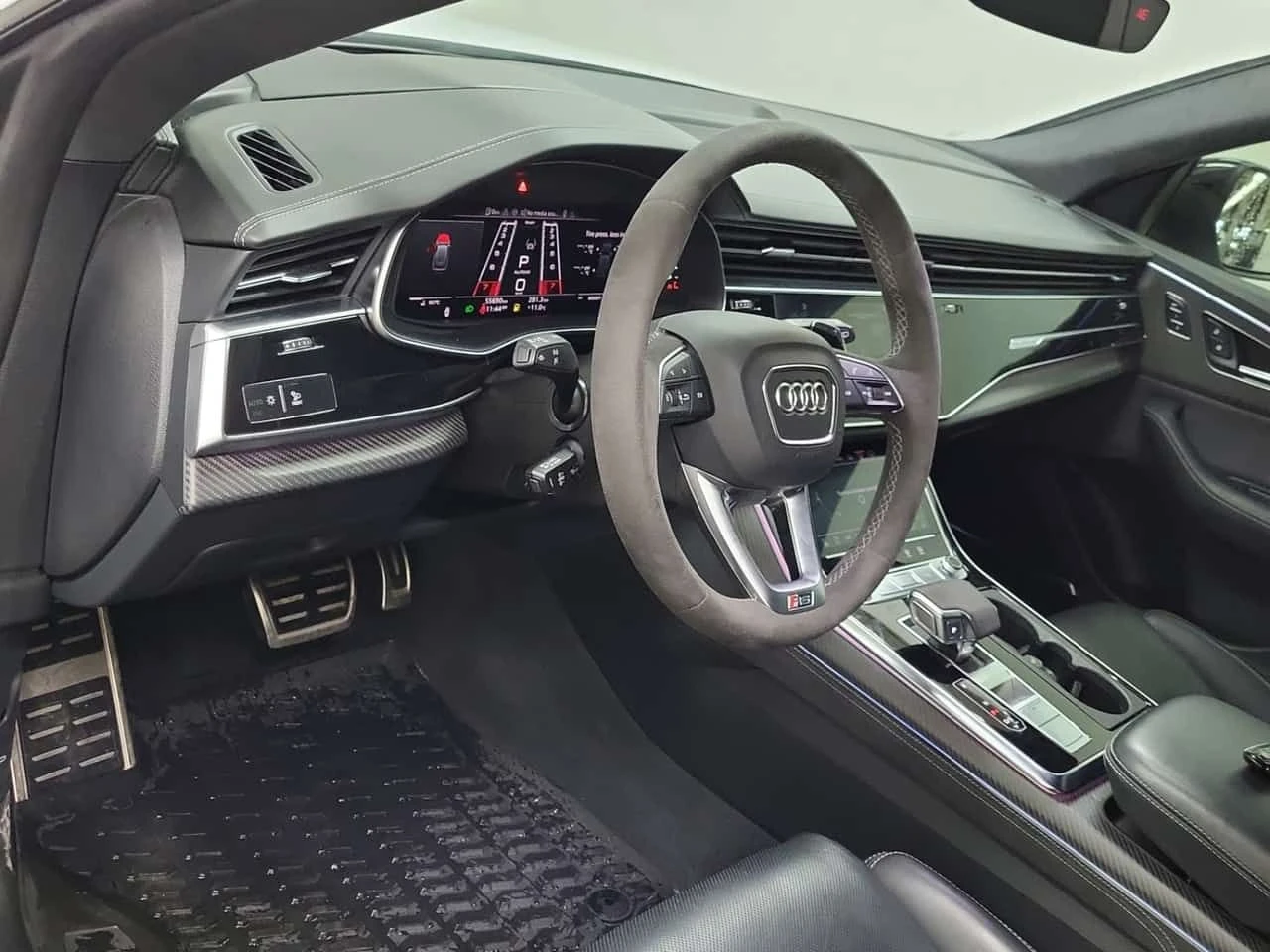 Audi RSQ8 * АВТОКРЕДИТ БЕЗ ПЪРВОНАЧАЛНА ВНОСКА * , снимка 11 - Автомобили и джипове - 54562212