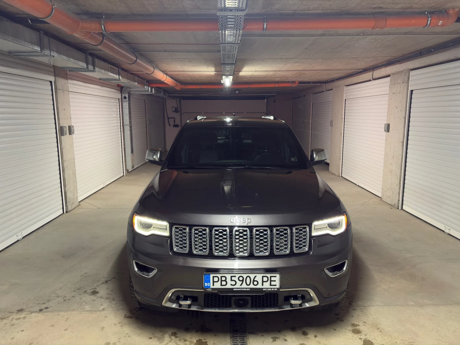 Jeep Grand cherokee, снимка 17 - Автомобили и джипове - 54622537