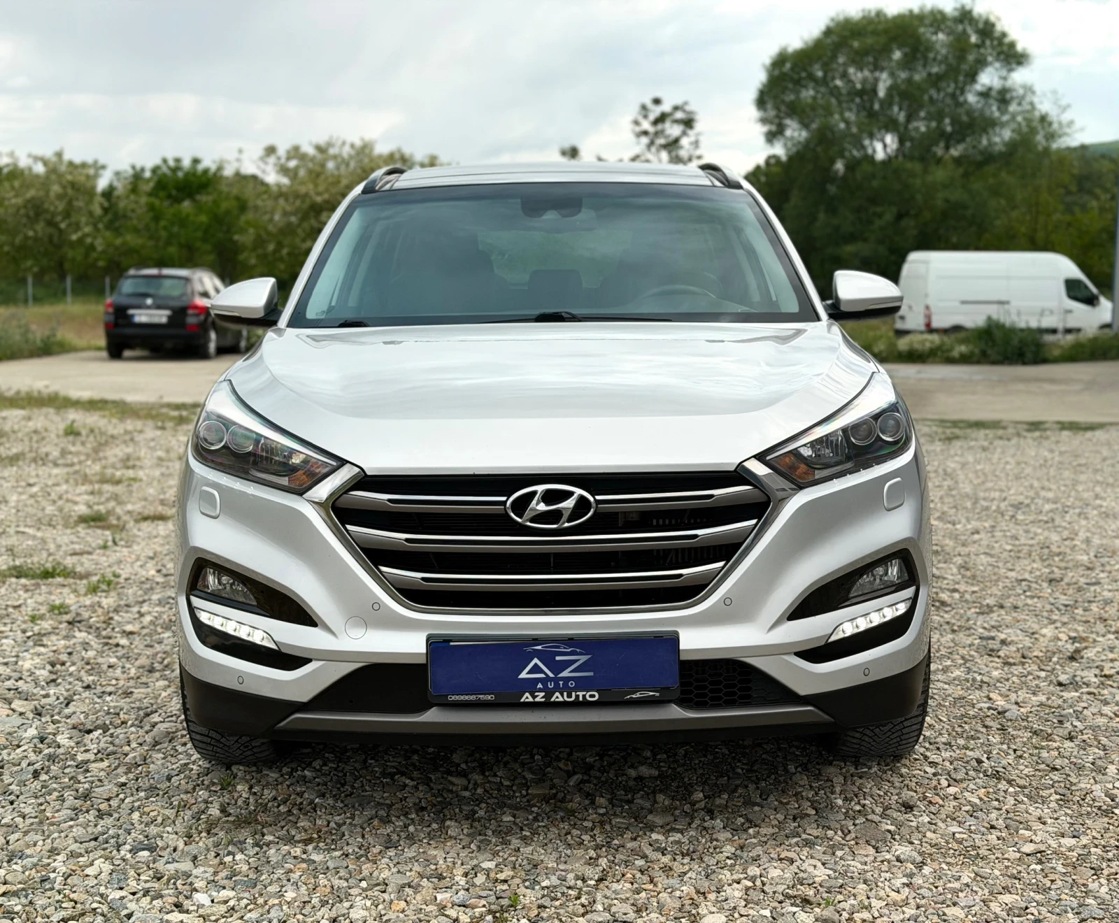 Hyundai Tucson 2.0 CRDi 185кс 4х4 Premium/ Всички екстри/ История, снимка 2 - Автомобили и джипове - 54654790