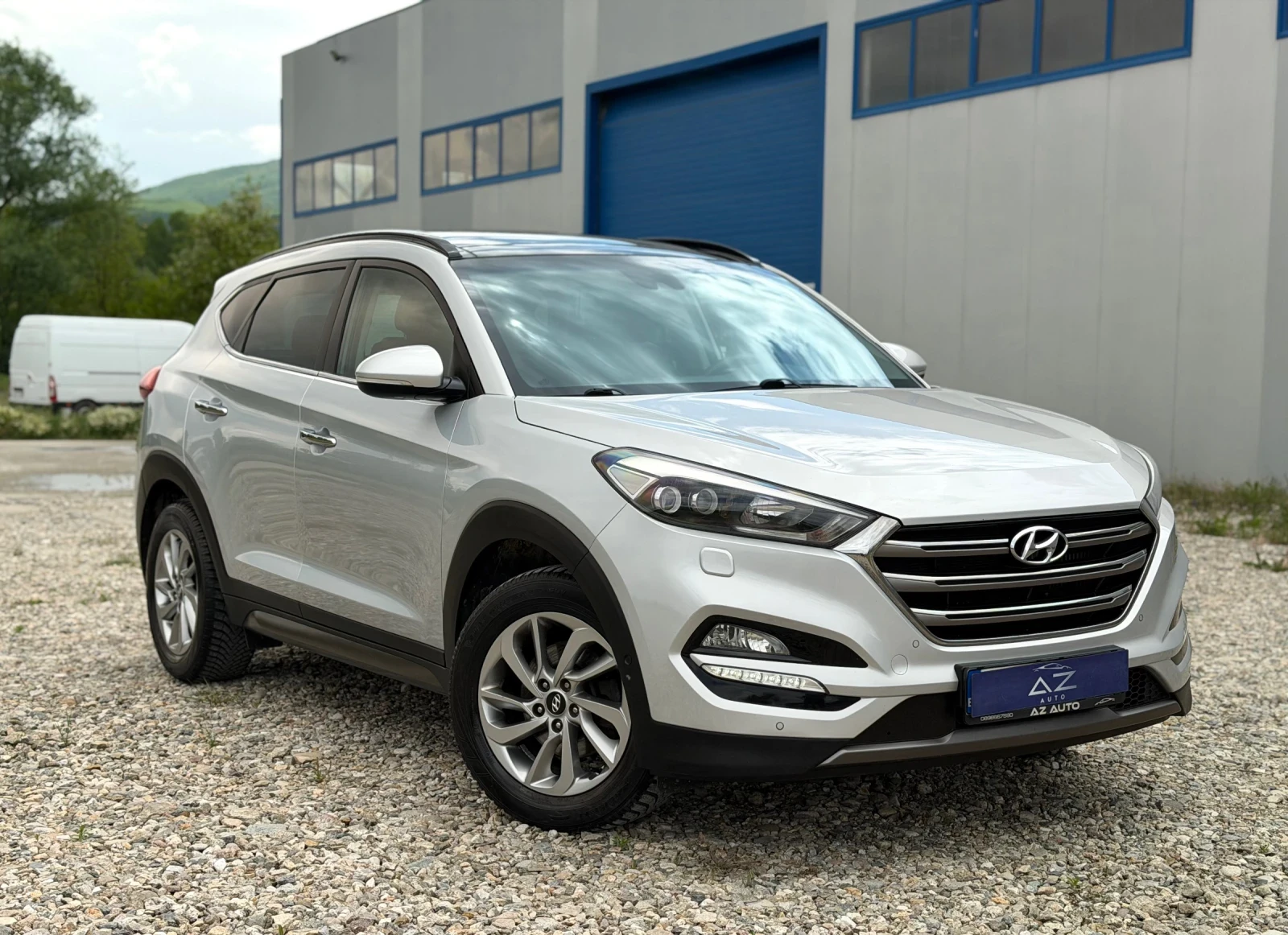 Hyundai Tucson 2.0 CRDi 185кс 4х4 Premium/ Всички екстри/ История, снимка 3 - Автомобили и джипове - 54654790