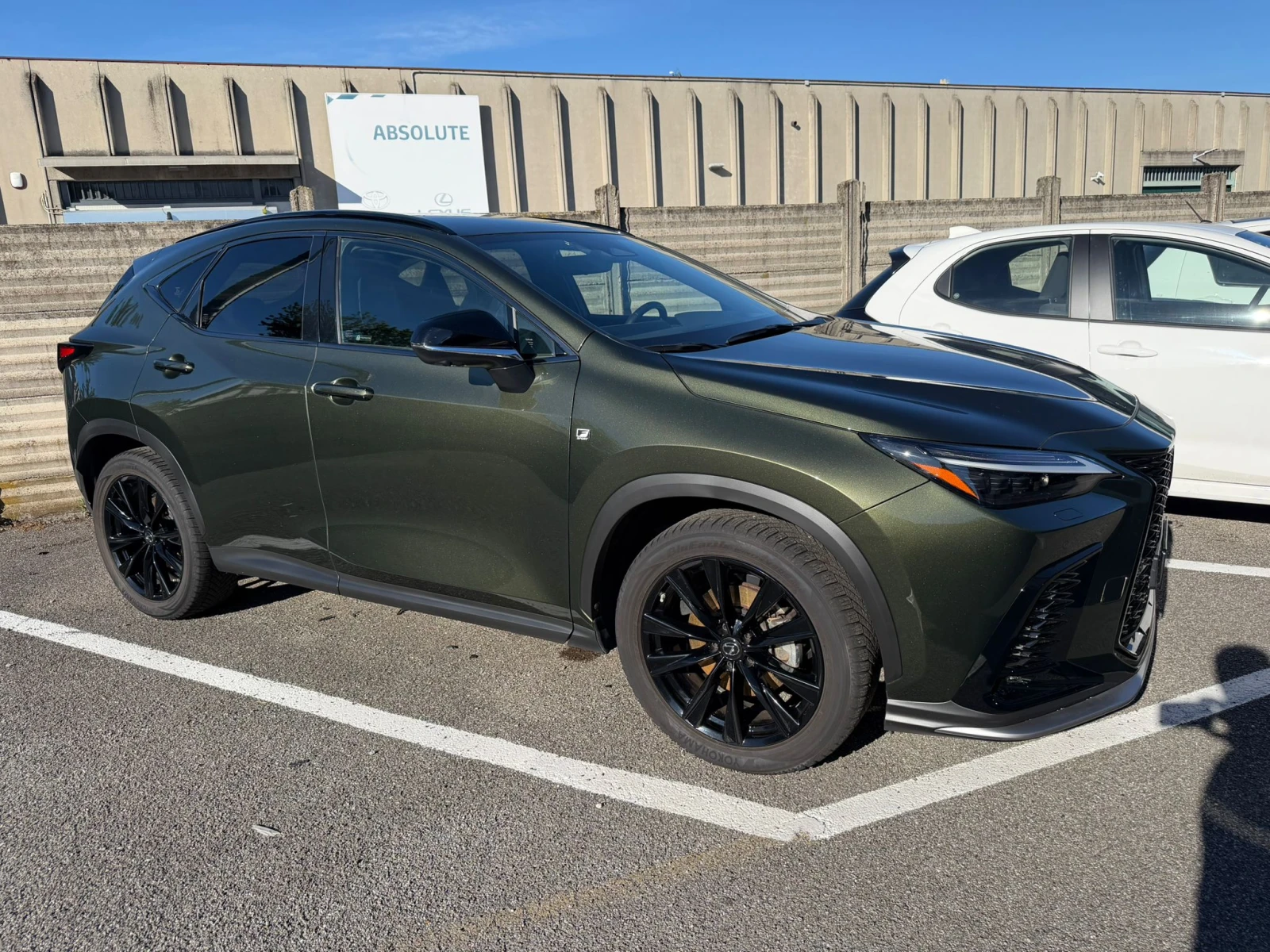 Lexus NX 350h F-SPORT 360Camera/HUD/ОБДУХВАНЕ/FULL!!, снимка 4 - Автомобили и джипове - 54824733