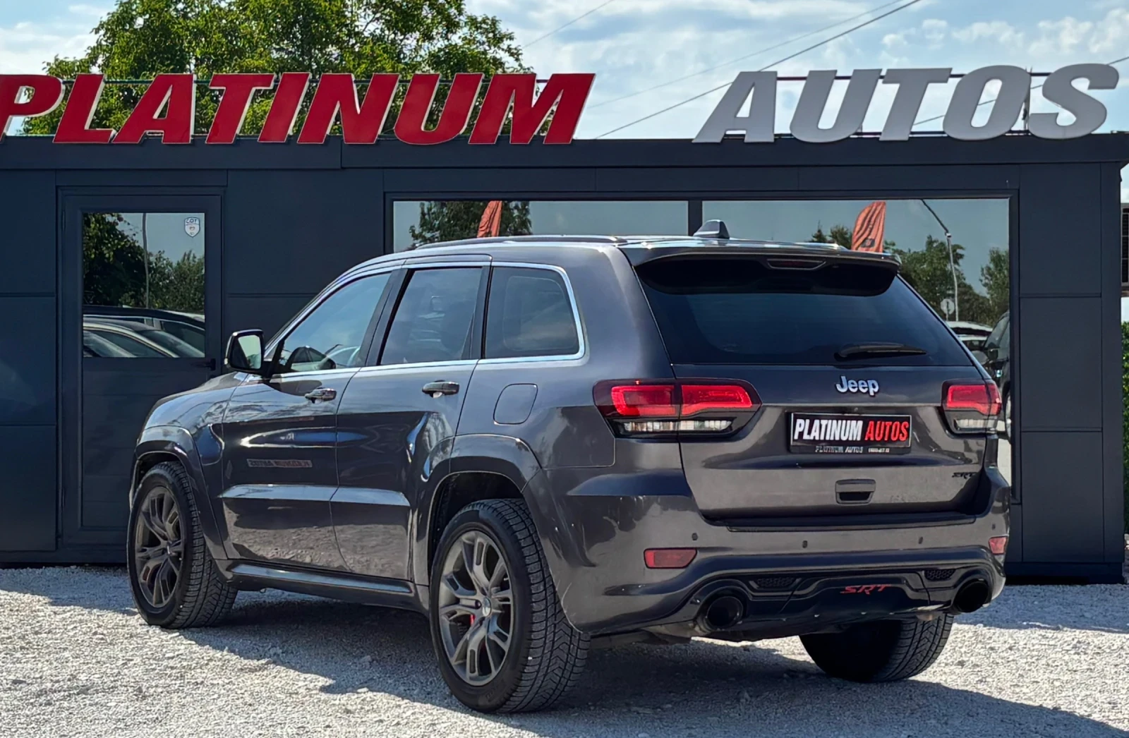 Jeep Grand cherokee 6.4/SRT/PANO/FULL MAXX, снимка 10 - Автомобили и джипове - 54880844