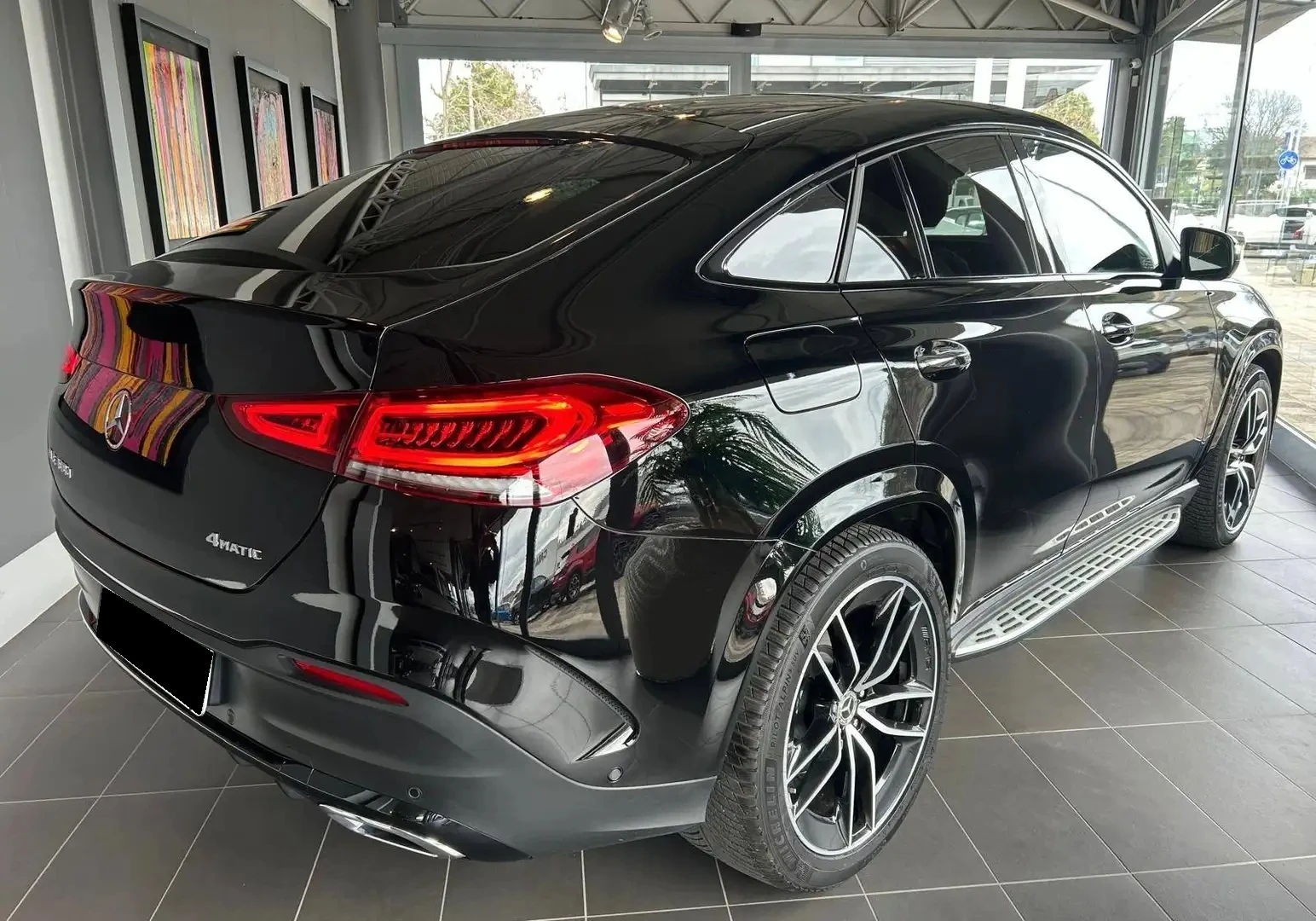 Mercedes-Benz GLE 400 400d COUPE 4MATIC AMG-LINE, снимка 6 - Автомобили и джипове - 54965940