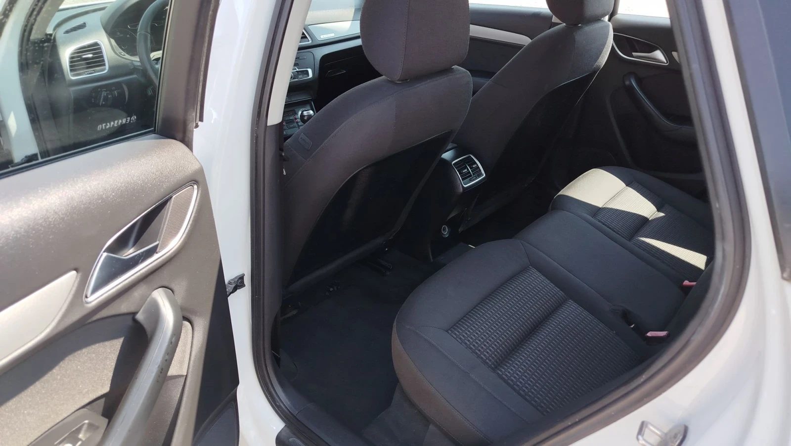 Audi Q3, снимка 10 - Автомобили и джипове - 55623810