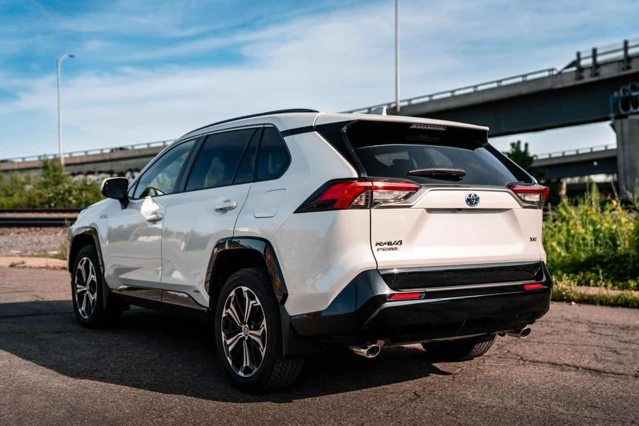 Toyota Rav4 AWD / CARFAX / АВТОКРЕДИТ, снимка 2 - Автомобили и джипове - 55712290