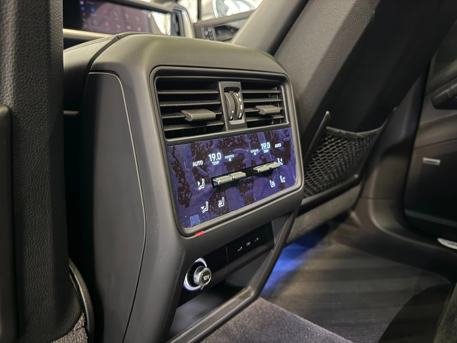 Porsche Cayenne TURBO E- HYBRID COUPE PANO 360 CAMERA CARBON , снимка 16 - Автомобили и джипове - 55817776