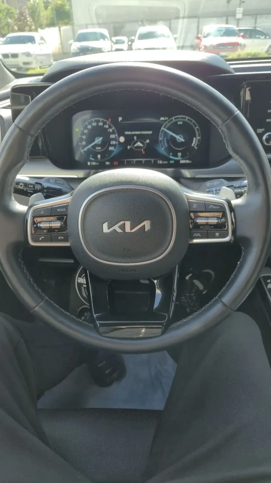 Kia Sorento ТОП* PHEV* PLATINIUM* AWD* 60хил.км, снимка 13 - Автомобили и джипове - 56258783