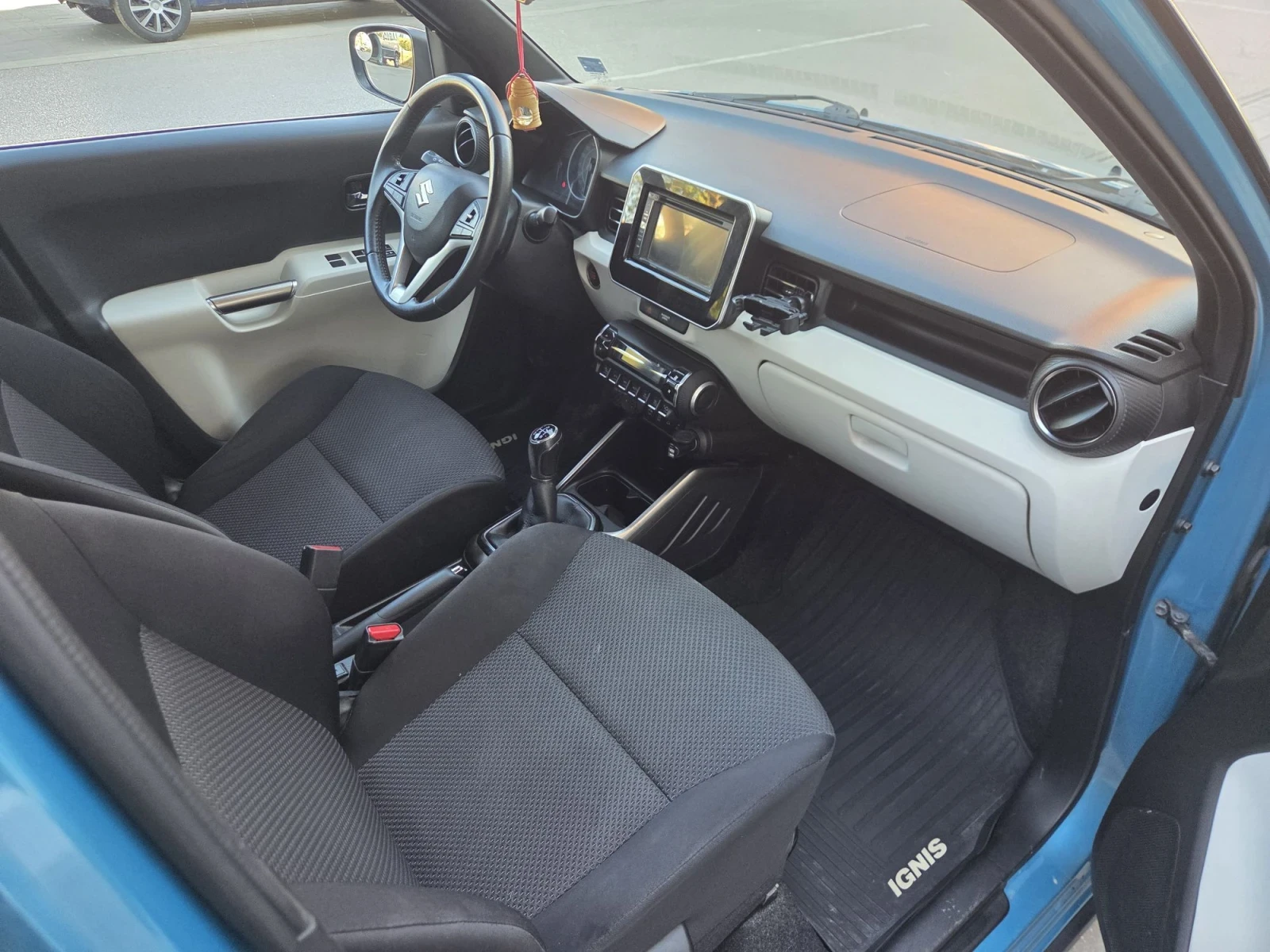 Suzuki Ignis 1.2, 2017 г.  , снимка 10 - Автомобили и джипове - 56379645