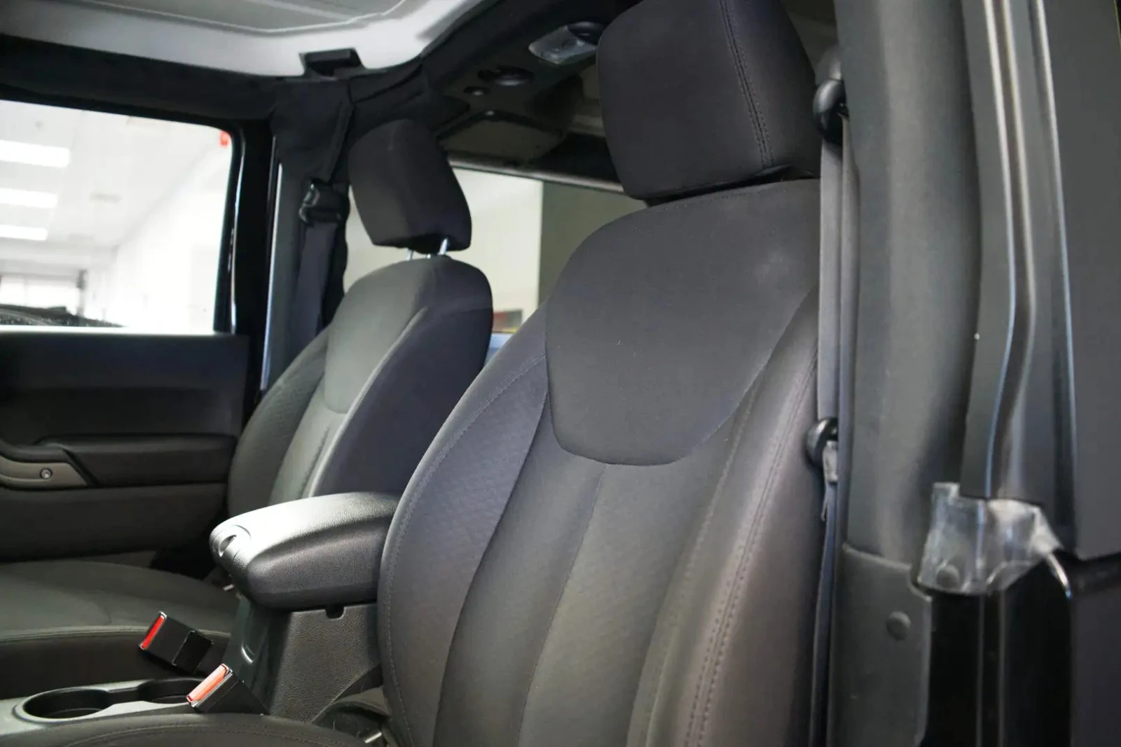 Jeep Wrangler 4�4* ESC* Hill Start Assist* TSC | Mobile.bg � ����������� 10
