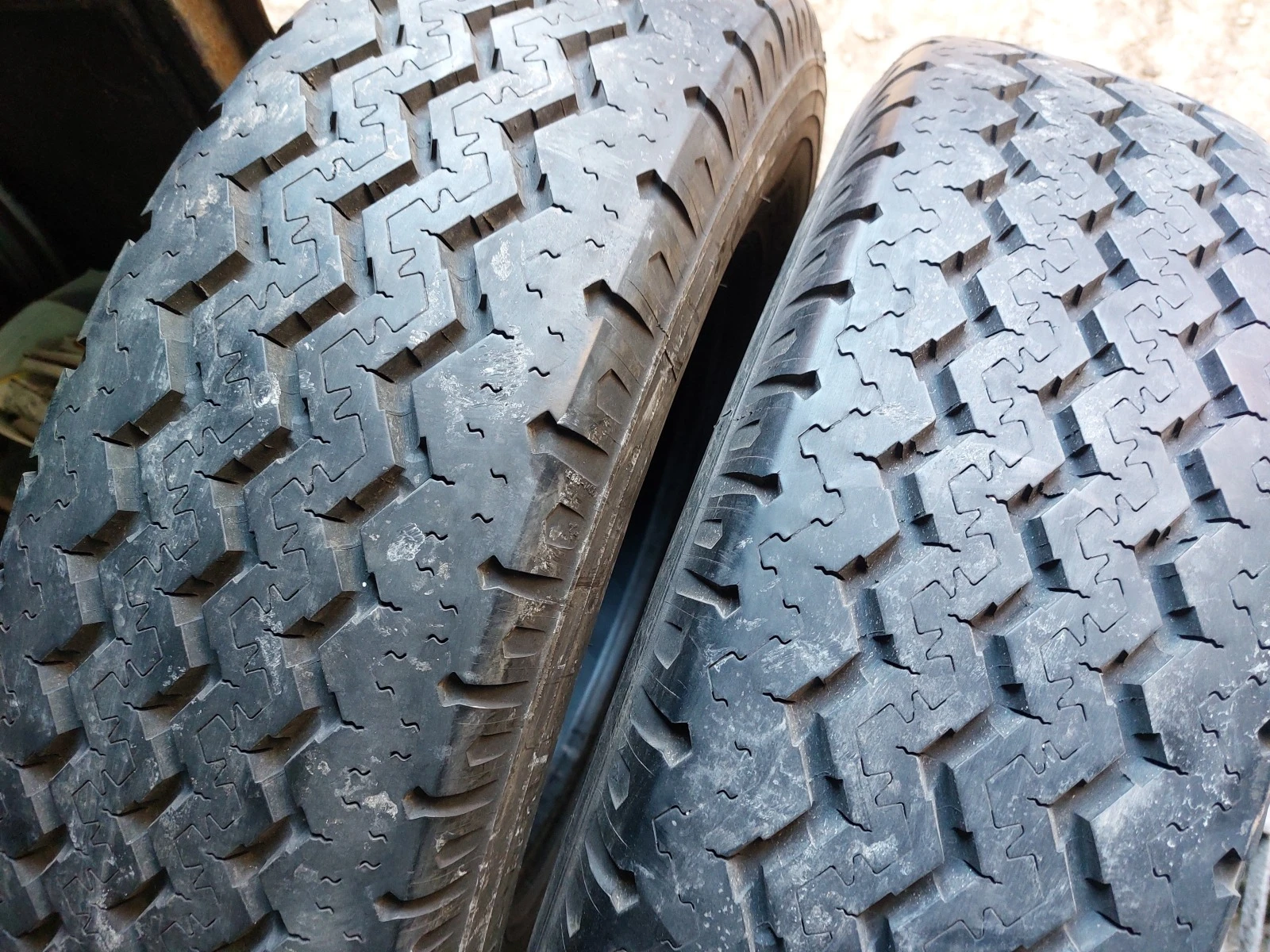 ���� 215/75R16 | Mobile.bg � ����������� 2