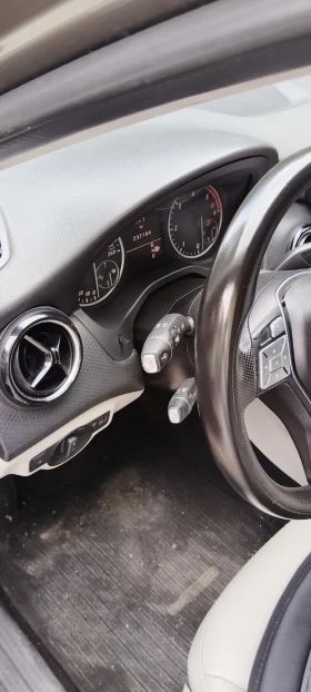Mercedes-Benz A 180, снимка 9