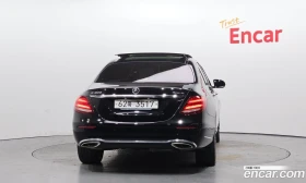 Mercedes-Benz E 300 E300 4MATIC Exclusive, снимка 4