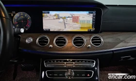 Mercedes-Benz E 300 E300 4MATIC Exclusive, снимка 15