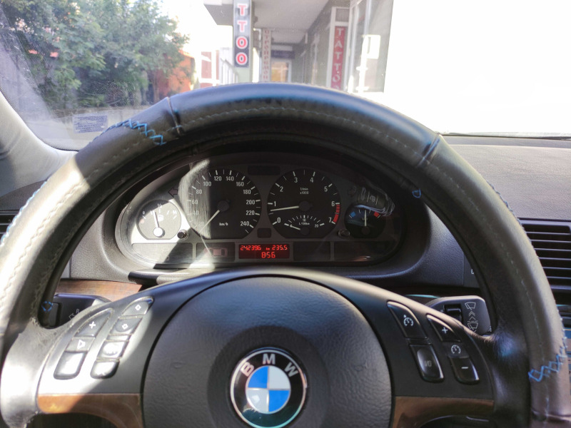 BMW 320, снимка 15 - Автомобили и джипове - 42977093