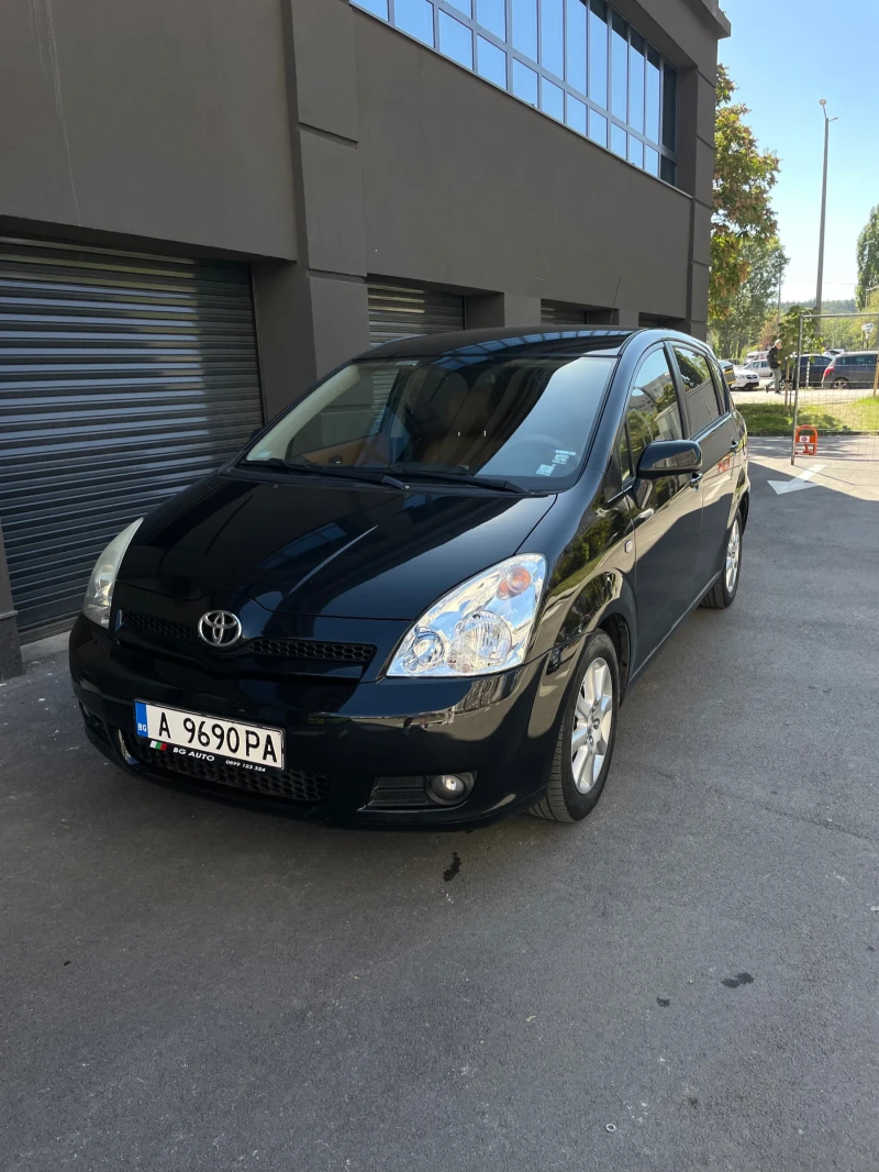 Toyota Corolla verso 1.8 VVT-I ГАЗОВА УРЕДБА, снимка 1 - Автомобили и джипове - 47379722