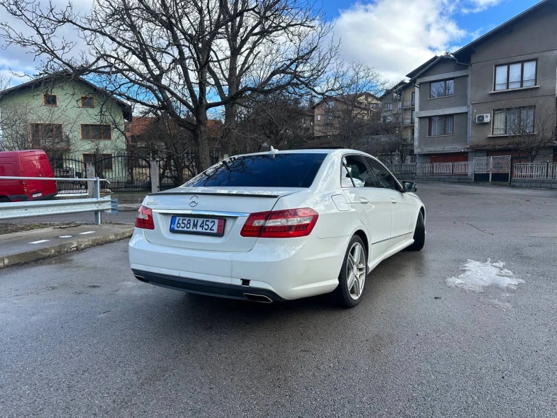 Mercedes-Benz E 350 AMG PACK M272, снимка 4 - Автомобили и джипове - 48763325