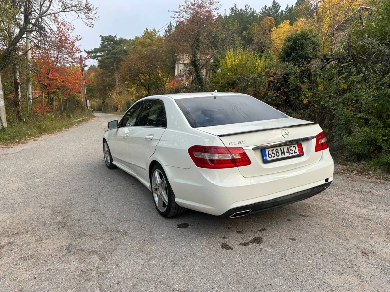 Mercedes-Benz E 350 AMG PACK M272, снимка 3 - Автомобили и джипове - 47773513