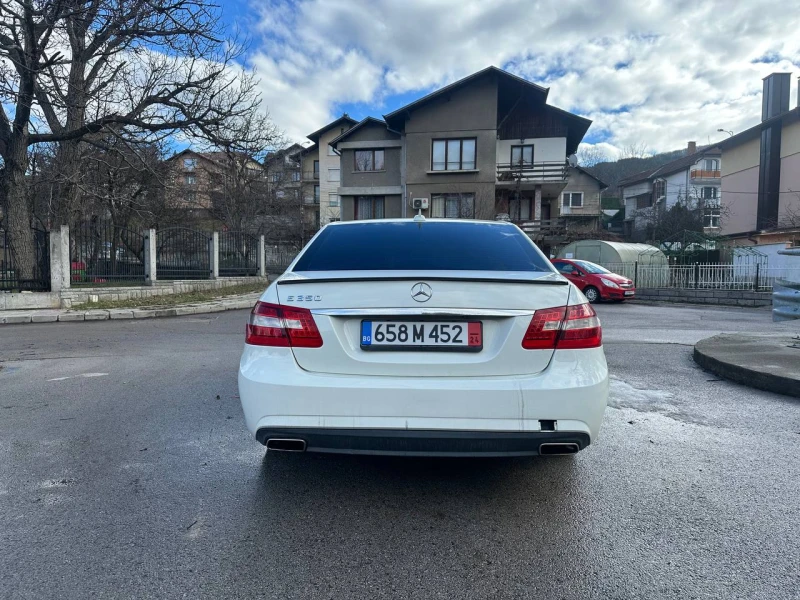 Mercedes-Benz E 350 AMG PACK M272, снимка 6 - Автомобили и джипове - 48763325