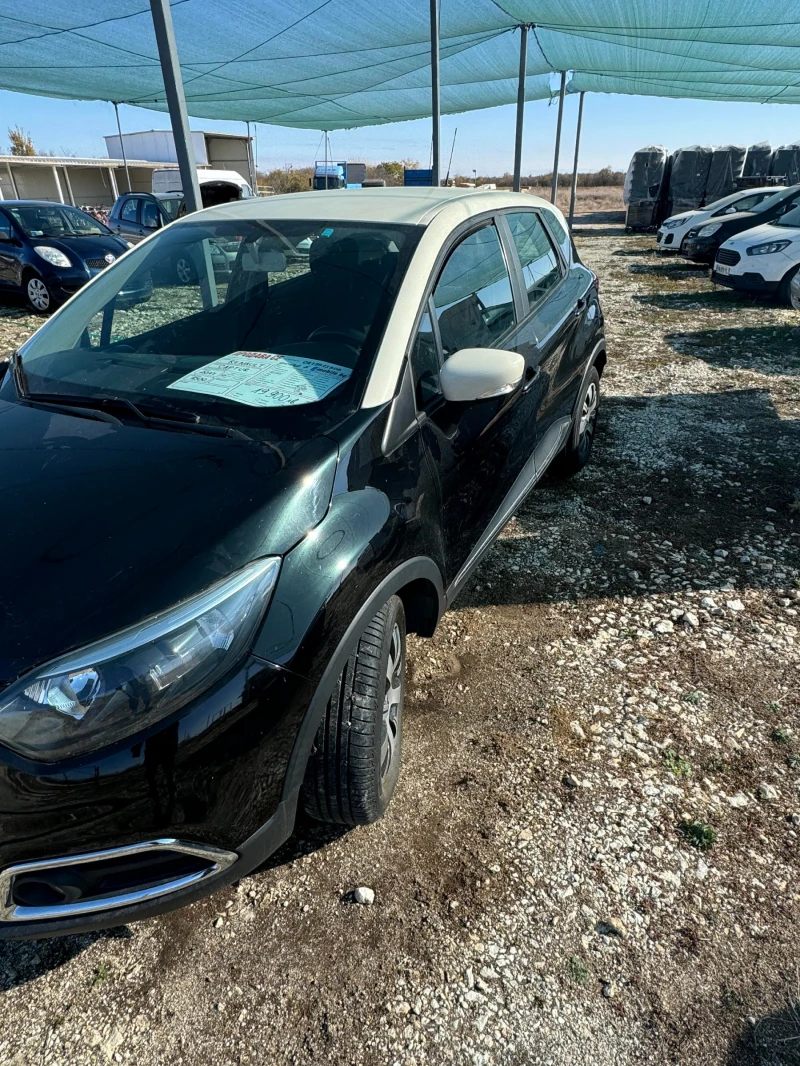 Renault Captur, снимка 3 - Автомобили и джипове - 47938658