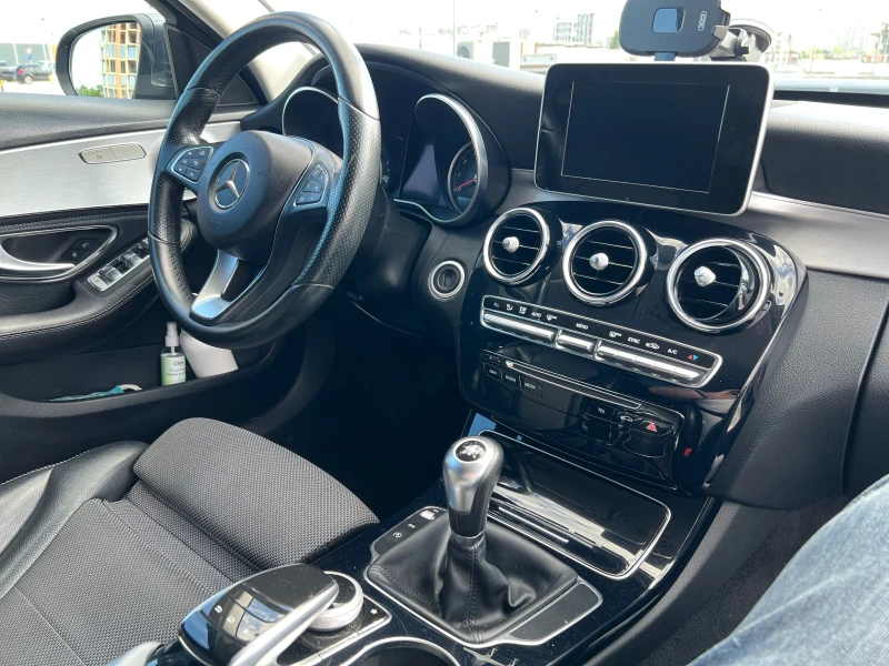 Mercedes-Benz C 180  Avantgarde, снимка 7 - Автомобили и джипове - 52577461