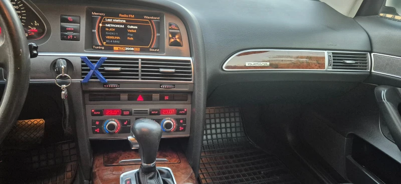 Audi A6 3.0-TDI* quatto* Нави* Кожа* Фул* , снимка 7 - Автомобили и джипове - 51410050