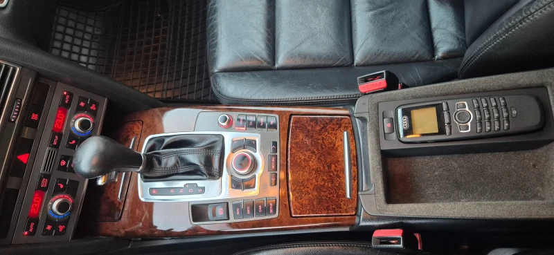 Audi A6 3.0-TDI* quatto* Нави* Кожа* Фул* , снимка 6 - Автомобили и джипове - 51410050