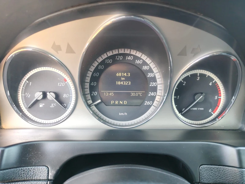 Mercedes-Benz C 220 2.2CDI, снимка 8 - Автомобили и джипове - 51568190