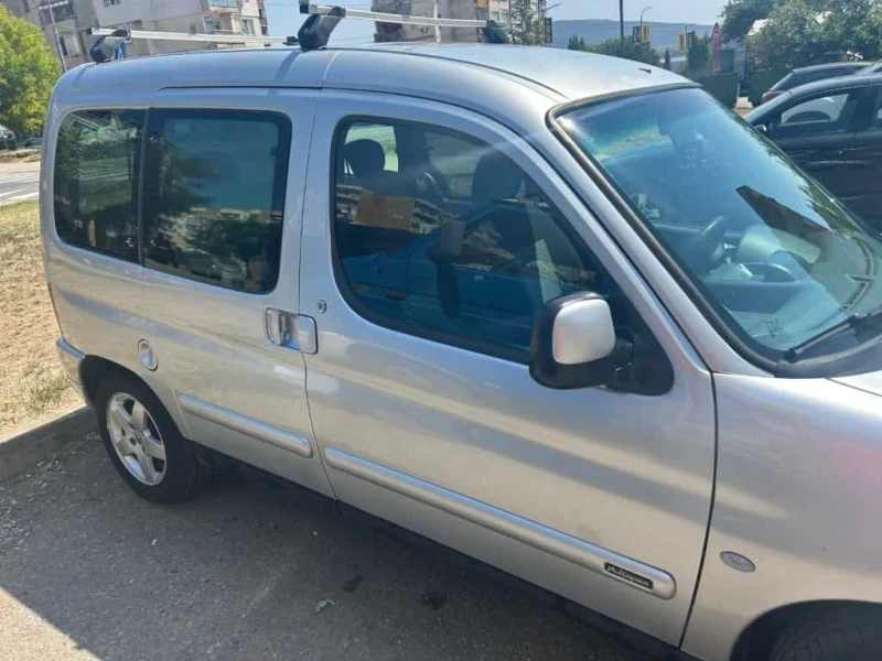 Citroen Berlingo, снимка 6 - Автомобили и джипове - 52283323