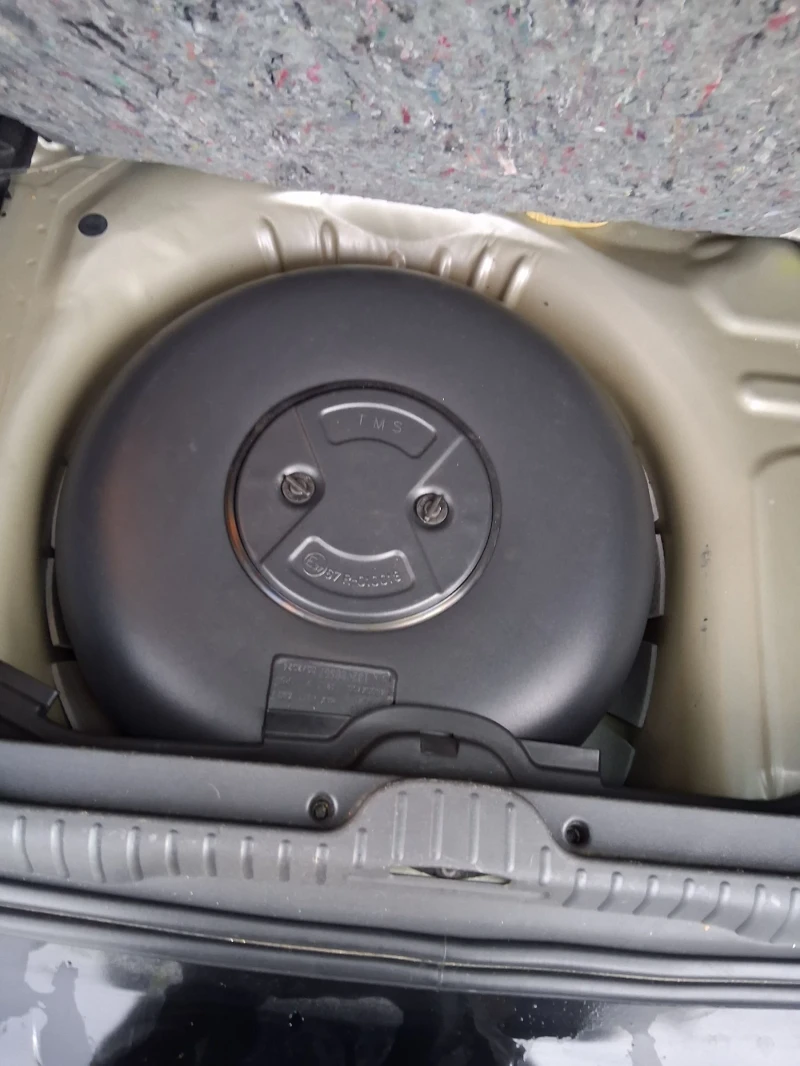 Citroen C3 Picasso Фабрична газова уредба, снимка 14 - Автомобили и джипове - 52975596