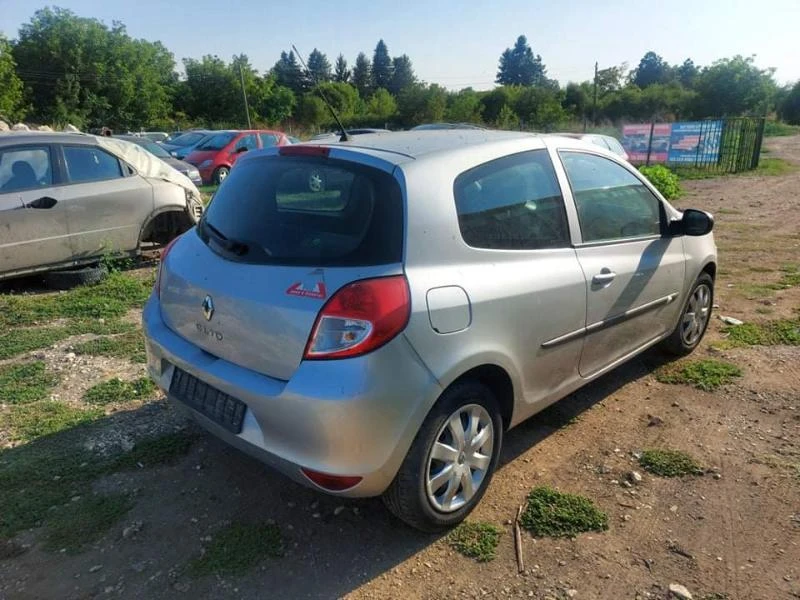 Renault Clio 1.5 dci и 1.2 16v  - изображение 6