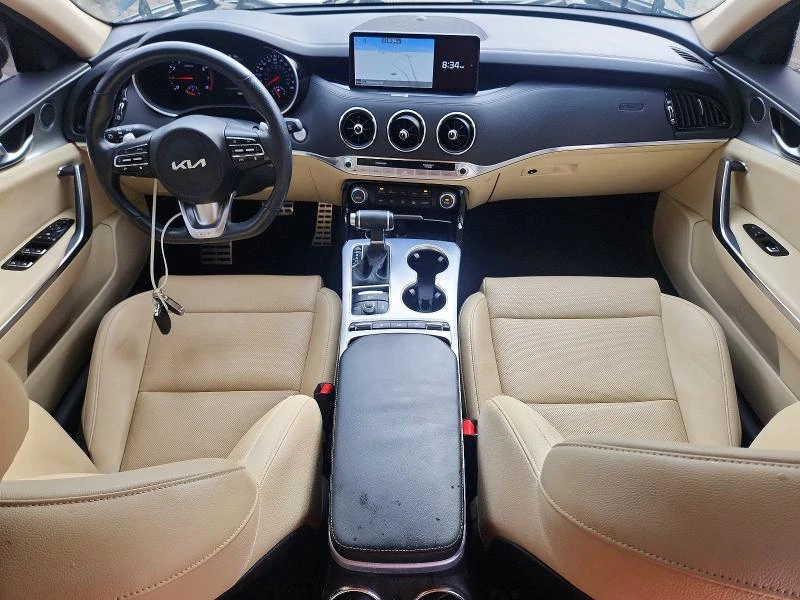 Kia Stinger GT1| DISTRONIC| ОБДУХ| 360, снимка 8 - Автомобили и джипове - 54999516
