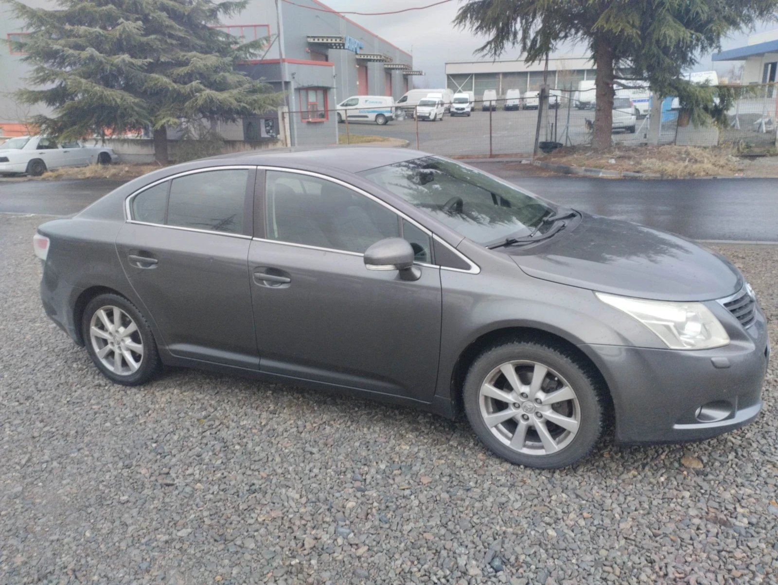 Toyota Avensis 1.8 VVT-i - изображение 3