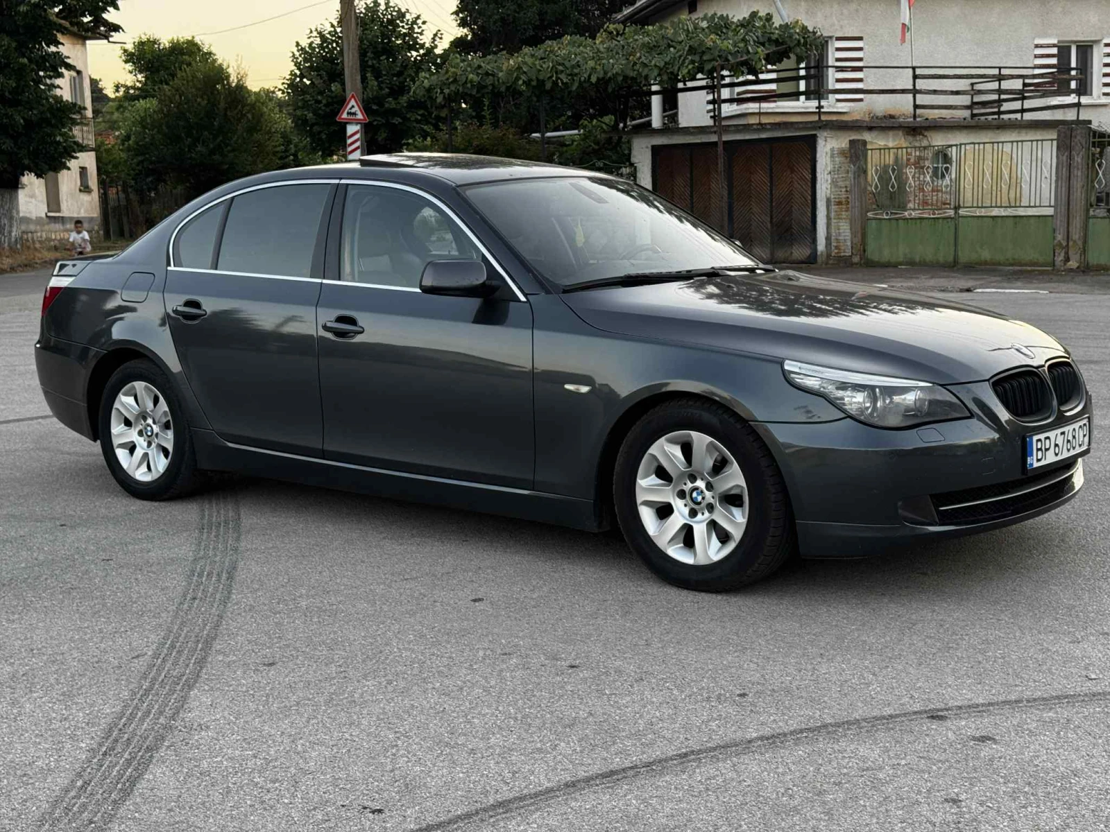 BMW 530 3.0D Feis 197кс - изображение 7