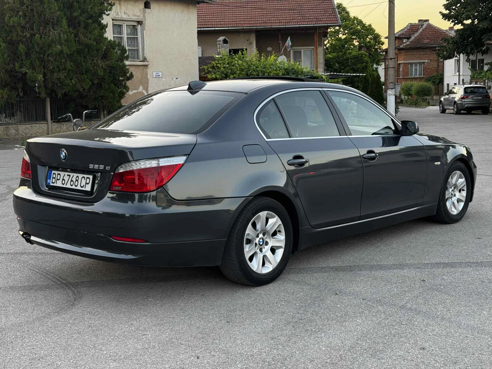 BMW 530 3.0D Feis 197кс - изображение 6