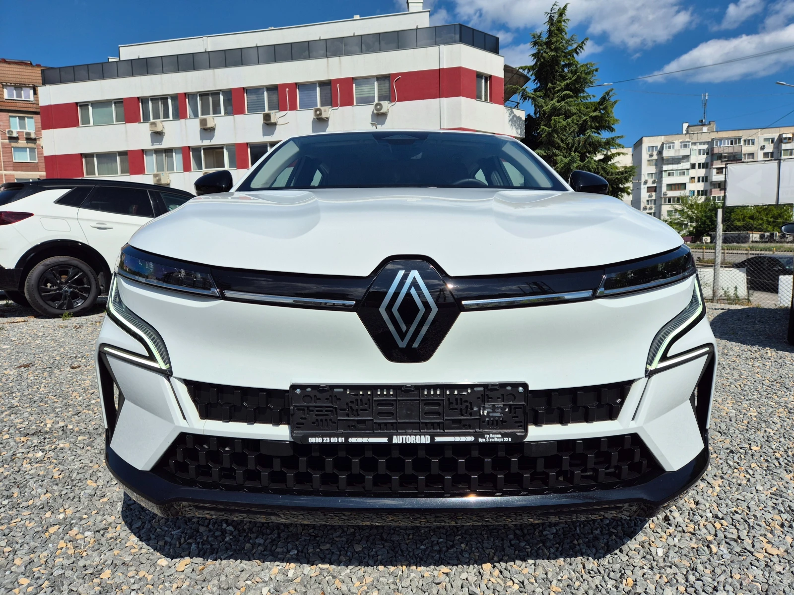 Renault Megane ГАРАНЦИЯ-E-TECH-EV-60-220 K.S.-OPTIMUM CHARGE - изображение 5