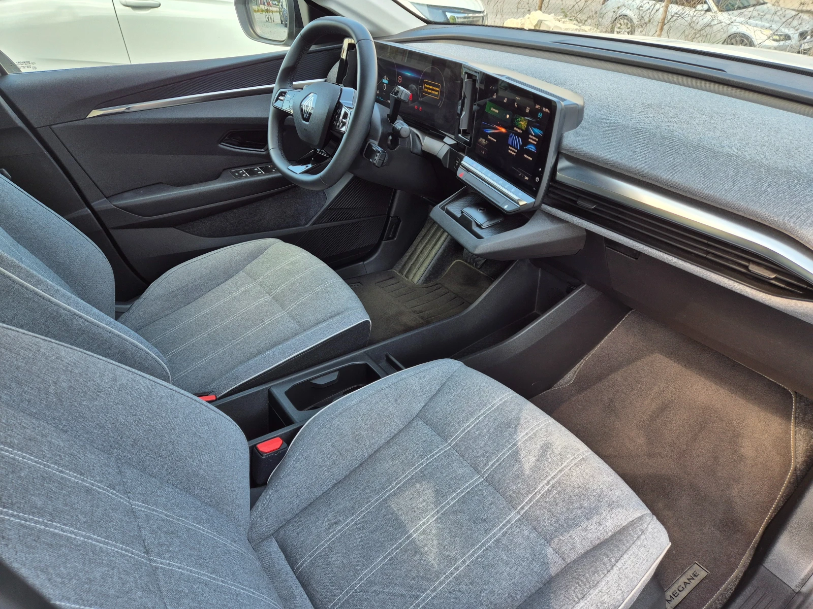 Renault Megane ГАРАНЦИЯ-E-TECH-EV-60-220 K.S.-OPTIMUM CHARGE - изображение 10