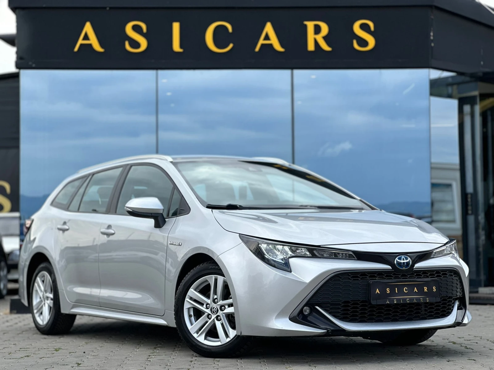 Toyota Corolla / 1.8 HYBRID / 122 HP / ГАРАНЦИЯ ДО 2031 ГОДИНА /  - изображение 7
