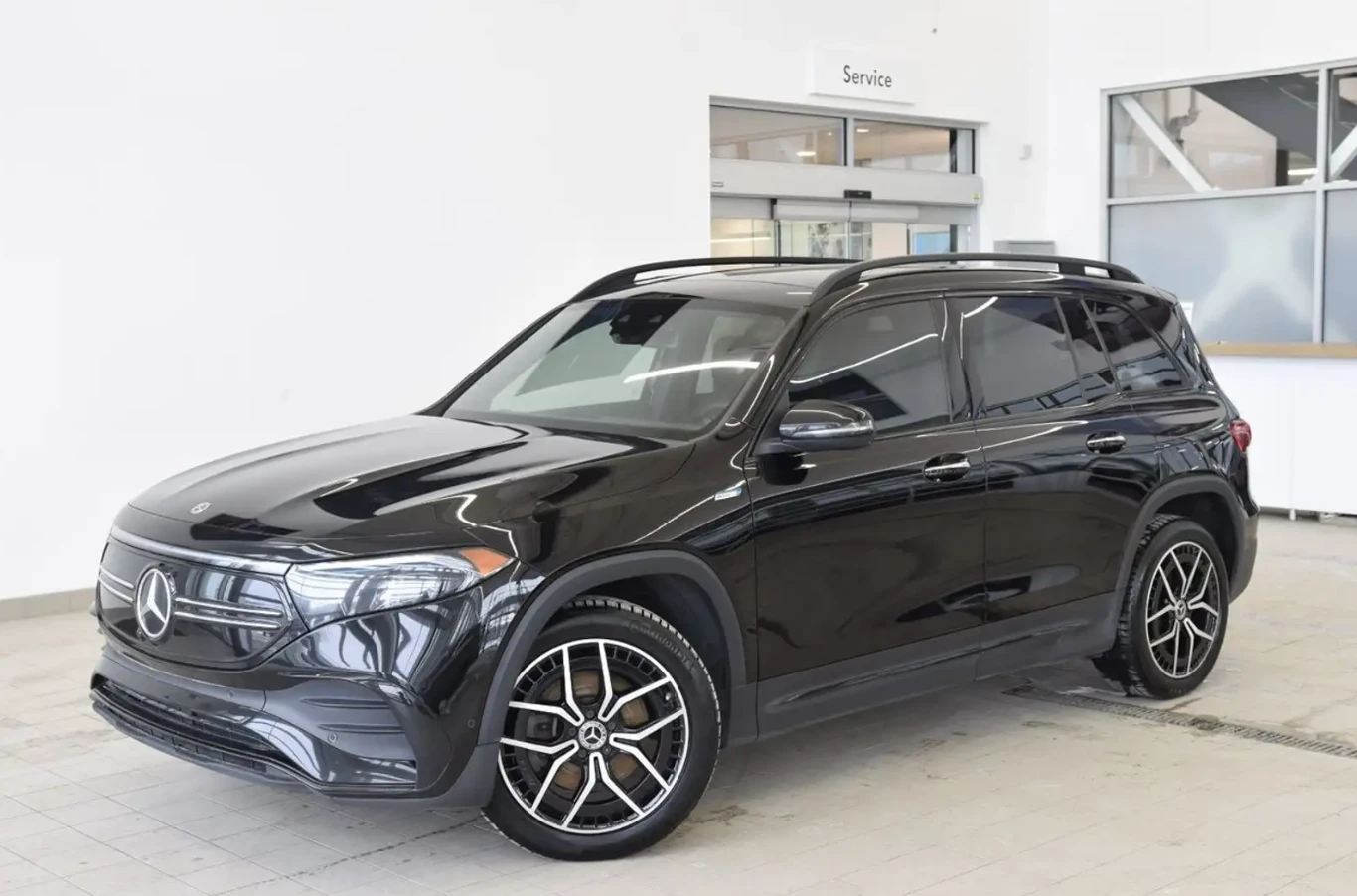 Mercedes-Benz EQB 2023 Mercedes-Benz EQB EQB 350 | Auto.bg — изображение 1