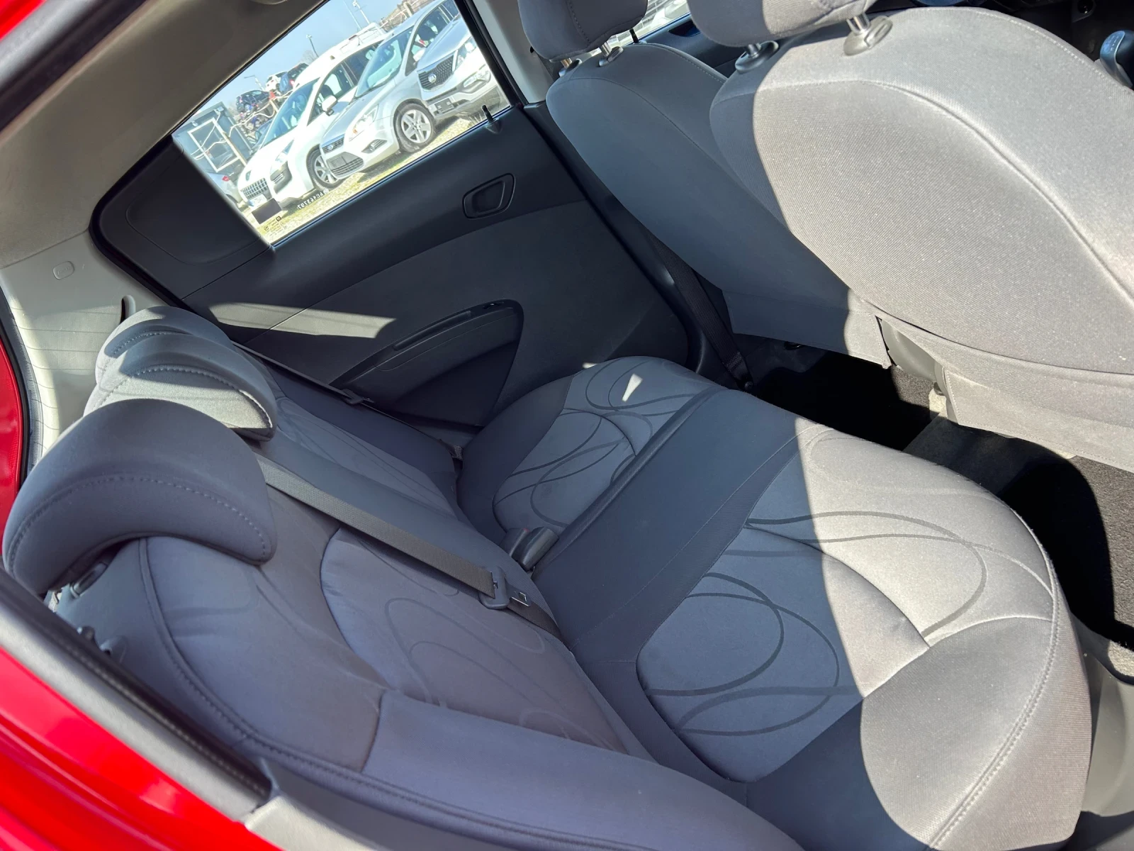 Chevrolet Spark 1.0i GAZ, снимка 13 - Автомобили и джипове - 53856202