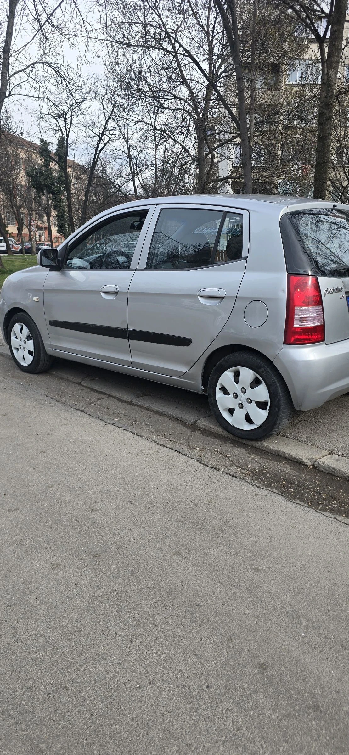 Kia Picanto 1.1, снимка 6 - Автомобили и джипове - 53931345