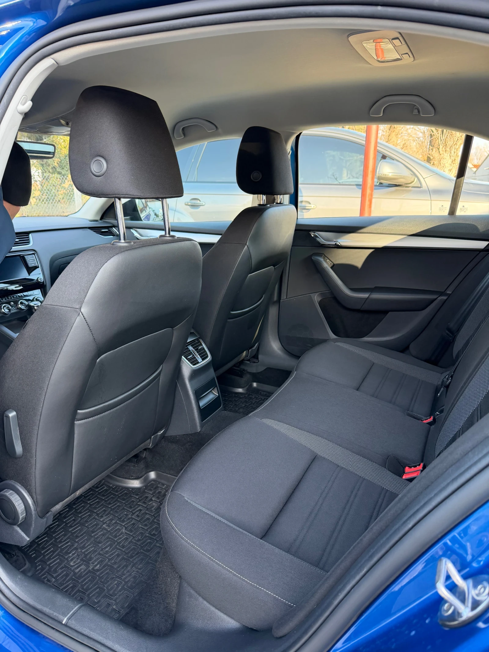 Skoda Octavia 1, 5 , снимка 12 - Автомобили и джипове - 54280684