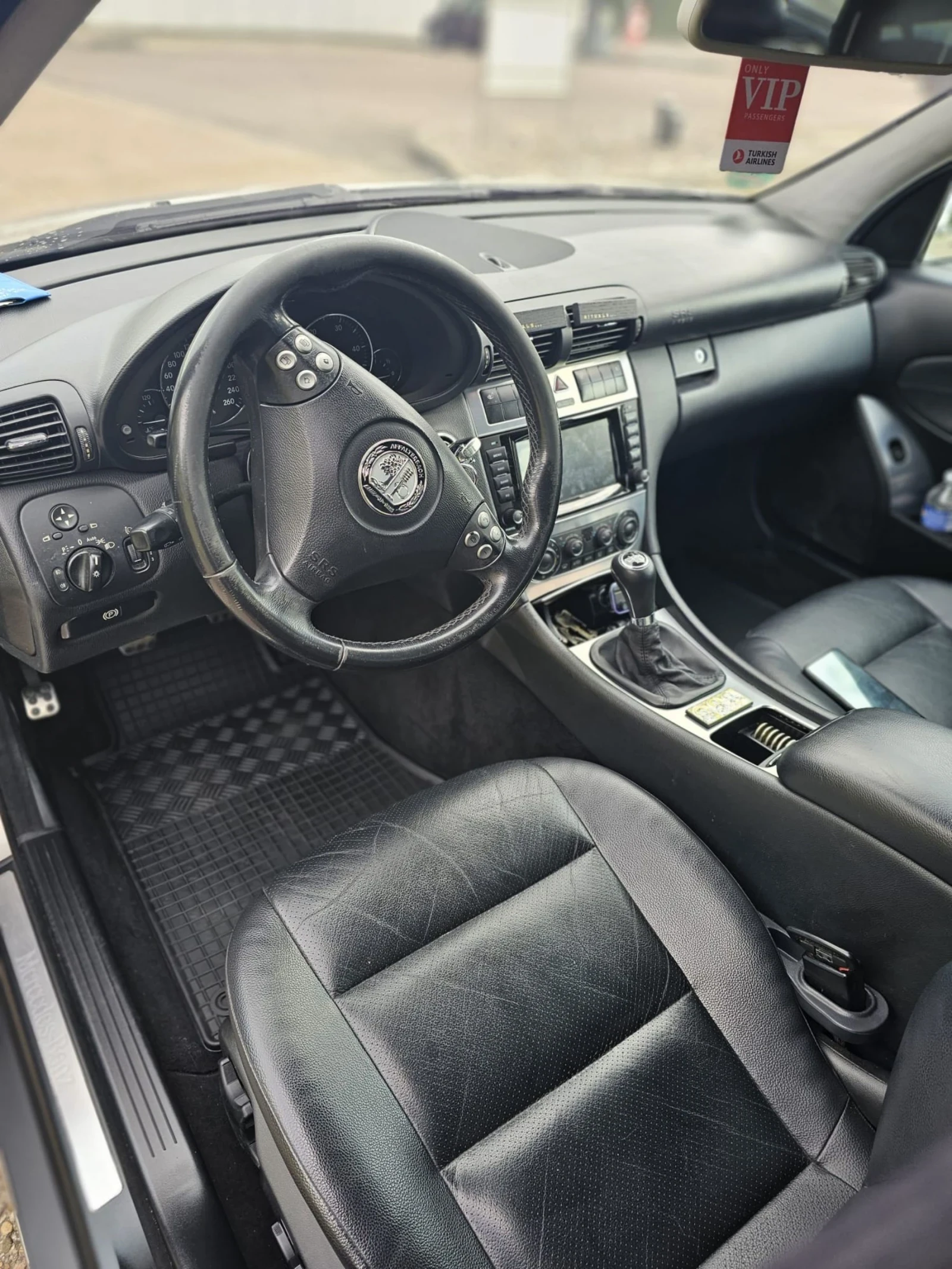 Mercedes-Benz C 200, снимка 8 - Автомобили и джипове - 54599355