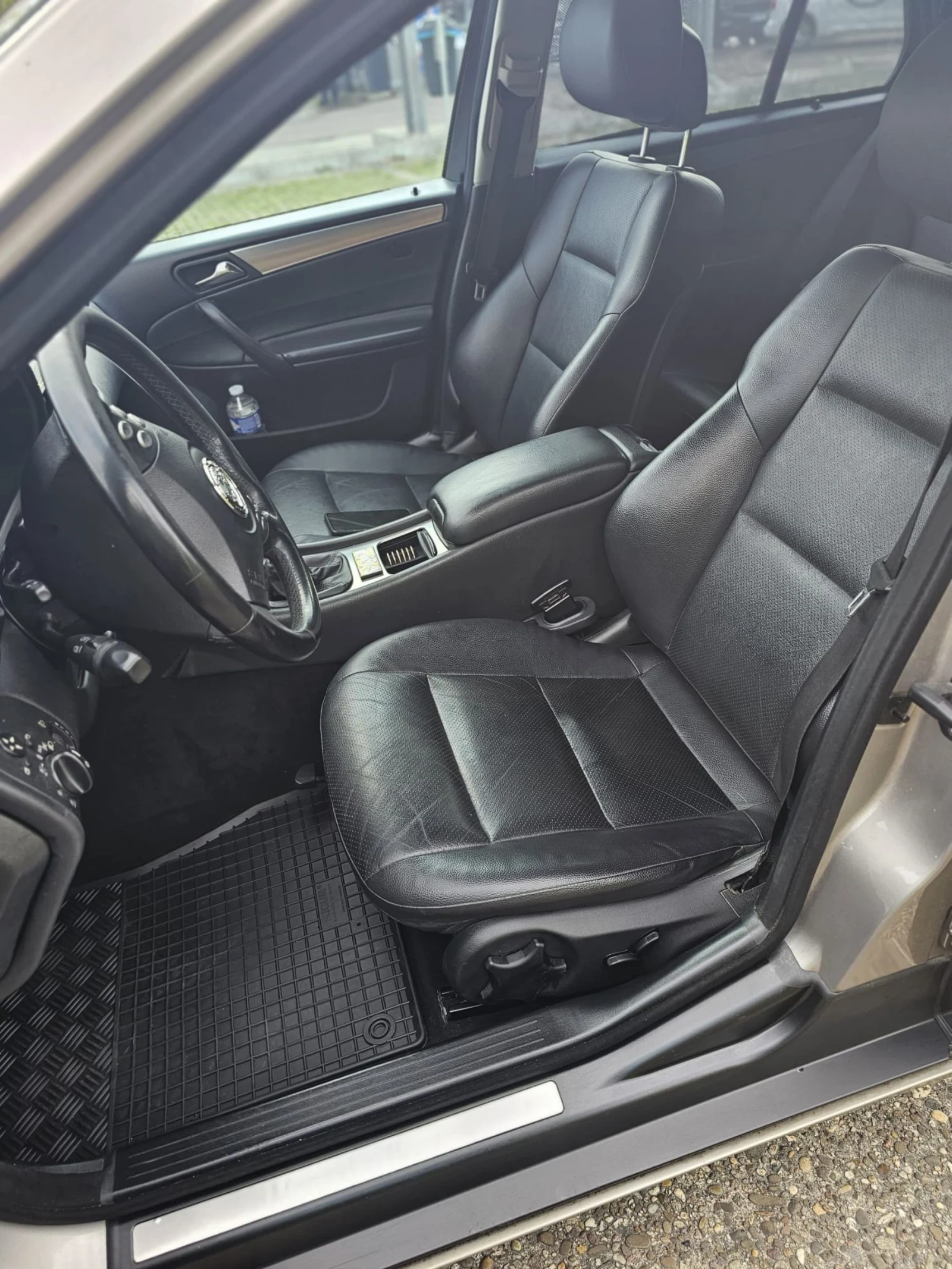 Mercedes-Benz C 200, снимка 7 - Автомобили и джипове - 54599355