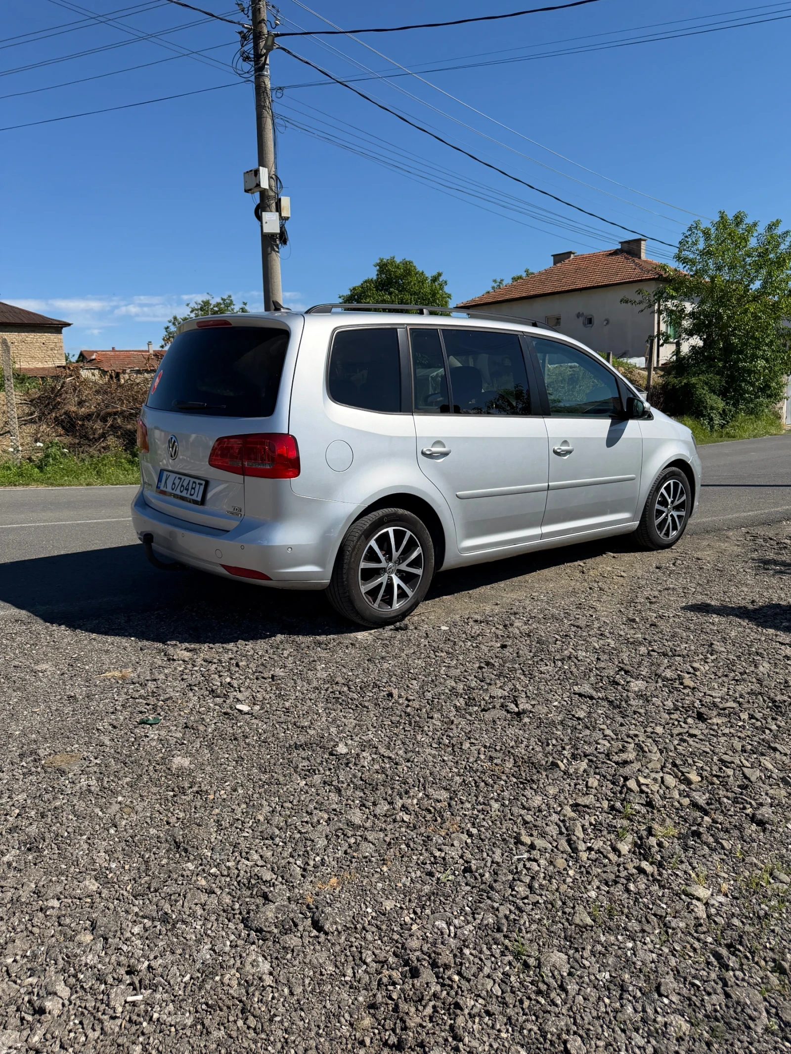 VW Touran, снимка 6 - Автомобили и джипове - 54771435