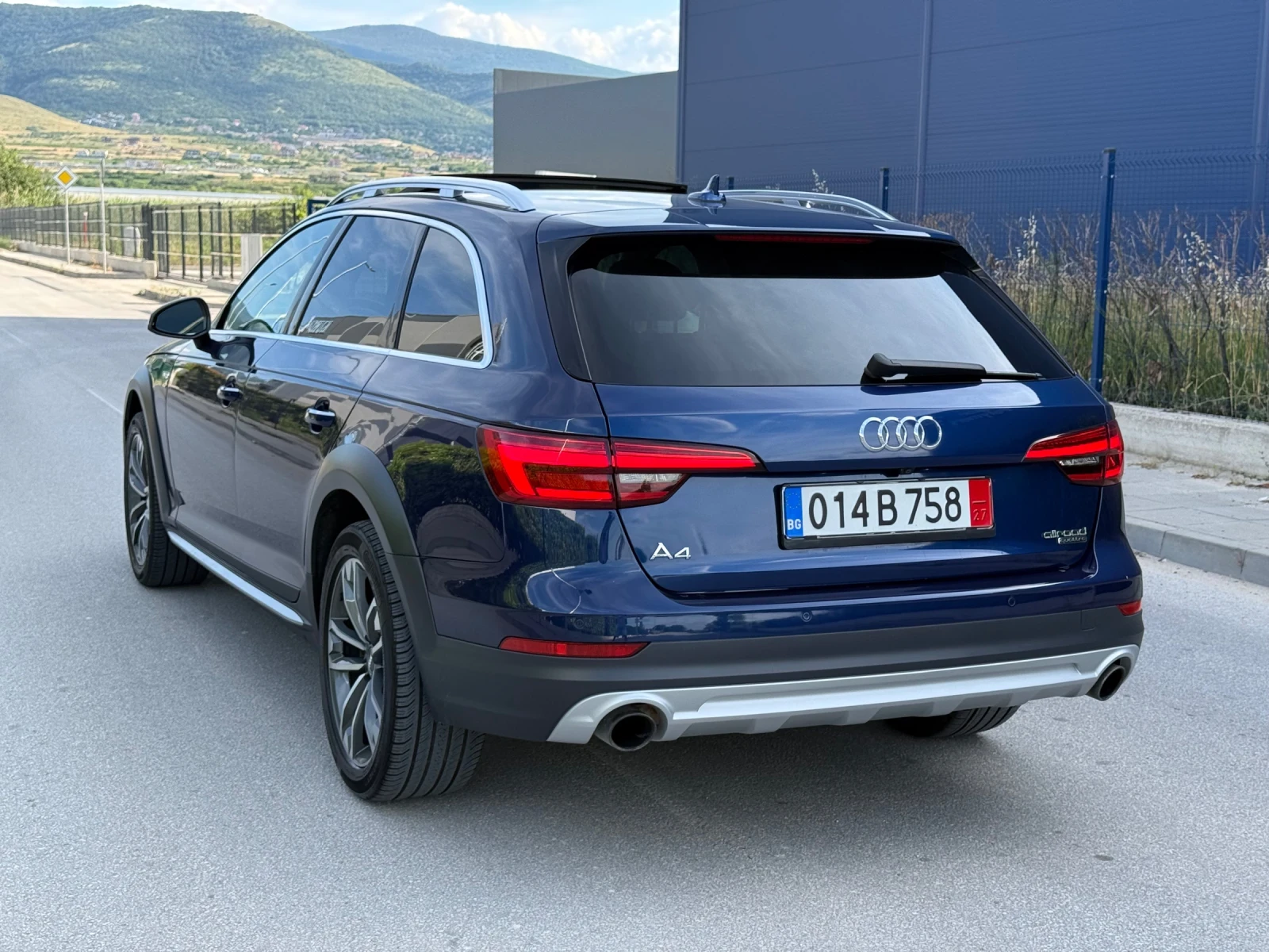 Audi A4 Allroad 2.0TFSI / LED / BANG&OLUFSEN / ПАНО / 91000км /, снимка 5 - Автомобили и джипове - 55002512