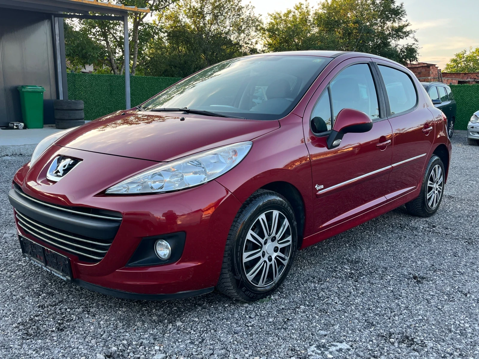 Peugeot 207 207 1.4I, снимка 2 - Автомобили и джипове - 55038866