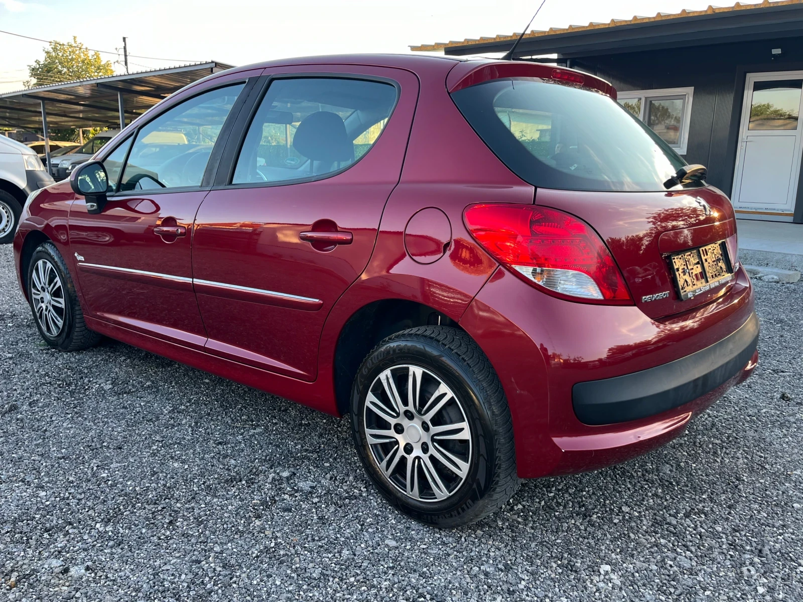 Peugeot 207 207 1.4I, снимка 6 - Автомобили и джипове - 55038866